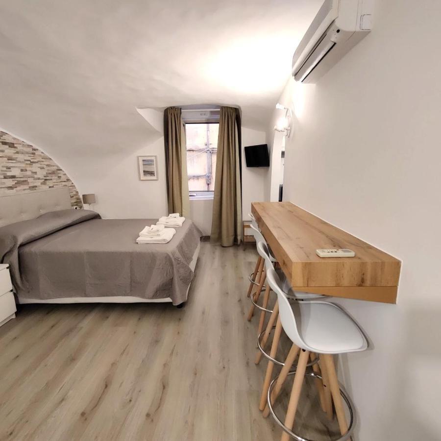 Il Salotto Di Napoli - Guest House ภายนอก รูปภาพ