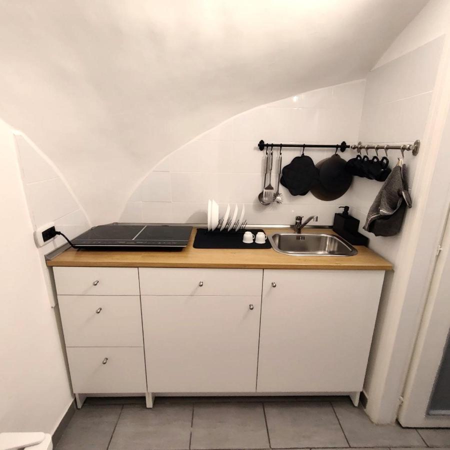 Il Salotto Di Napoli - Guest House ภายนอก รูปภาพ